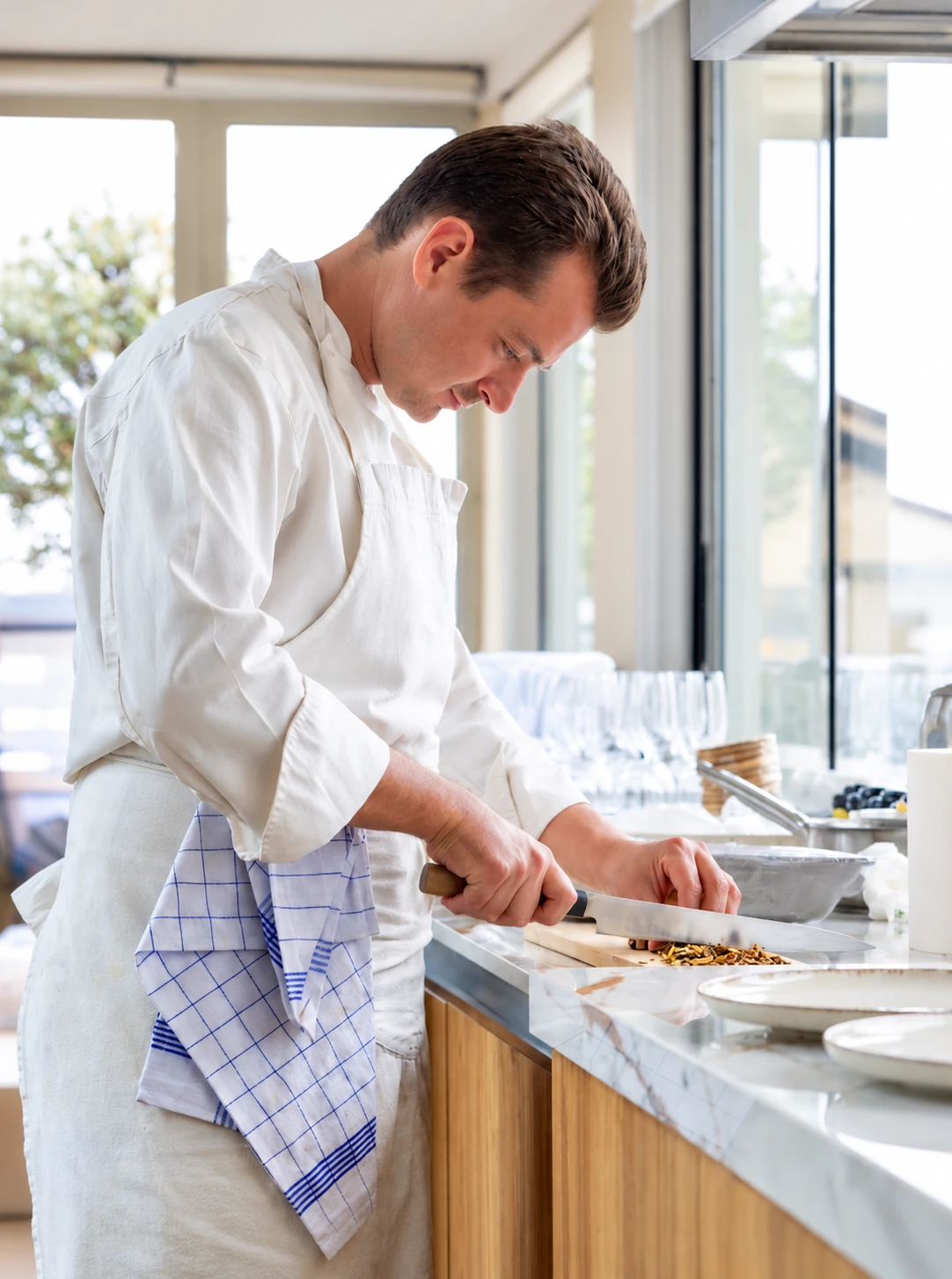 Léonard Trierweiler en cuisine